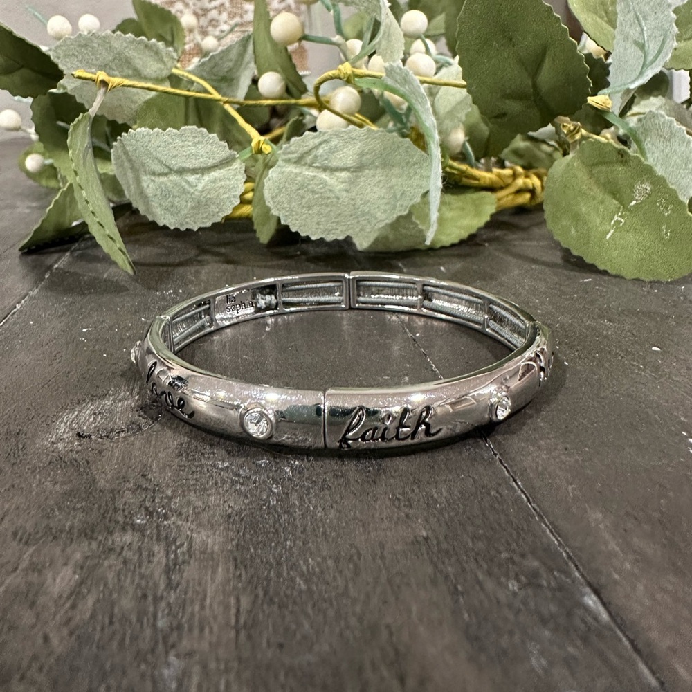 Lia Sophia Sentiment Silver Tone With Cut Stretch Bracelet